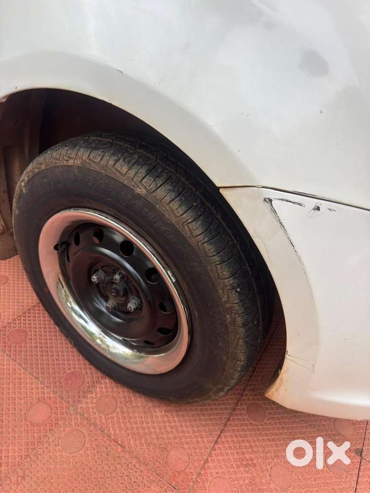 Maruti Suzuki Swift Dzire 2010