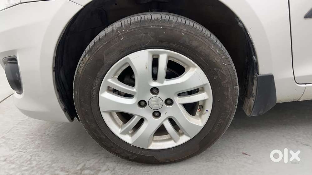 Maruti Suzuki Swift Dzire 2012-2015 1.2 Zxi, 2012, Petrol