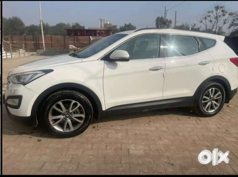 Hyundai Santa Fe Automatic 2015 Dec  Hr  Top Condition  Push Start