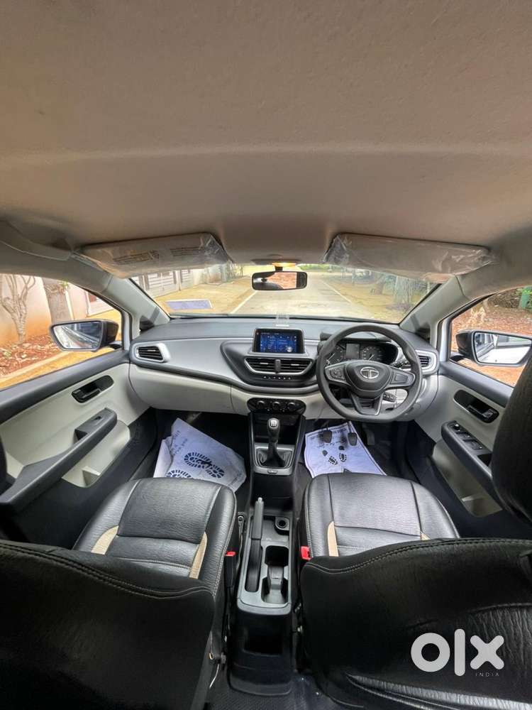 Tata Altroz 1.2 Xm Plus, 2021, Petrol