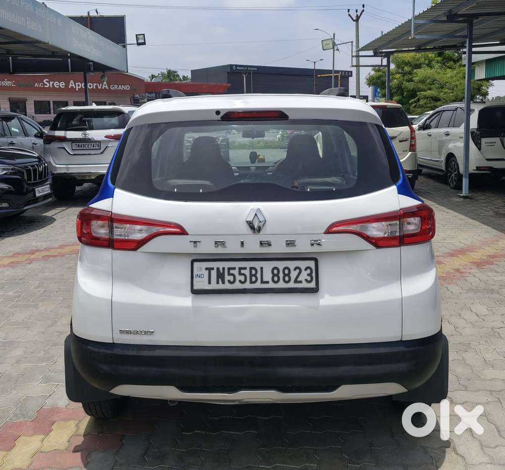 Renault Triber Rxt, 2023, Petrol