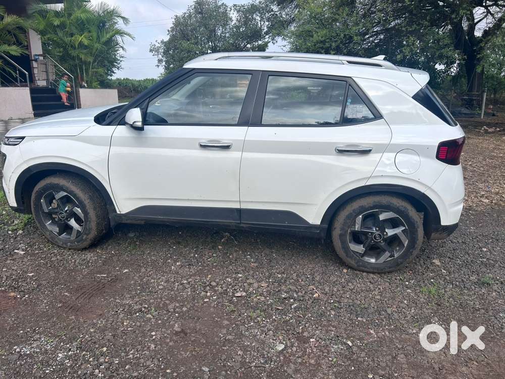 2021 Hyundai Venue Cng Automatic Car
