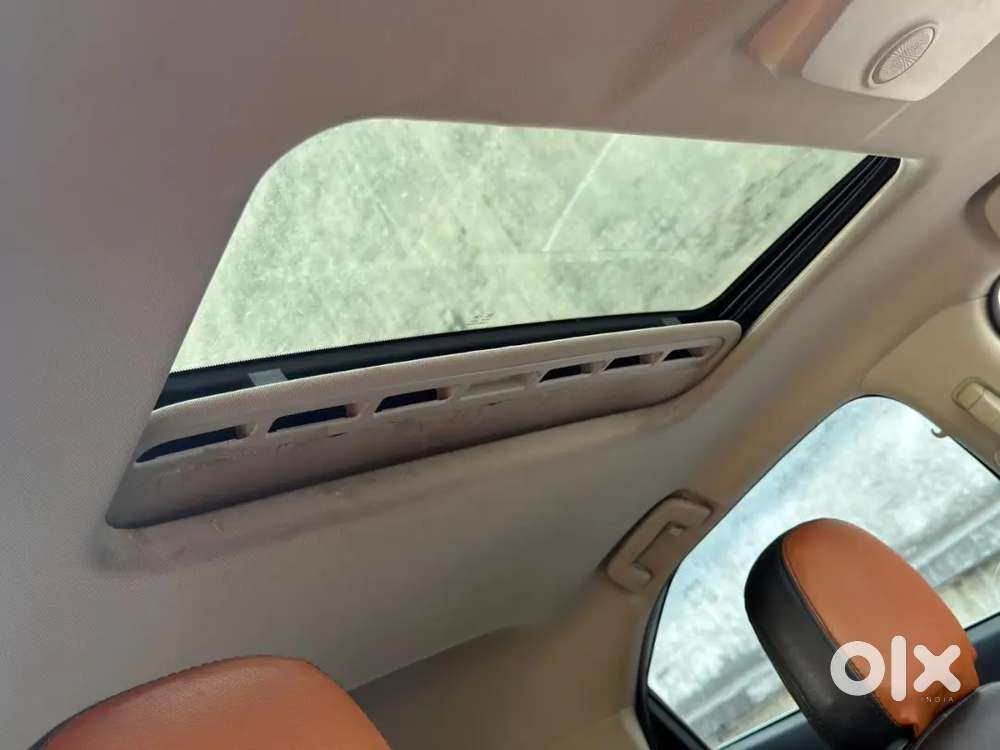 Nexon Xz Plus Sunroof Excellent Condition