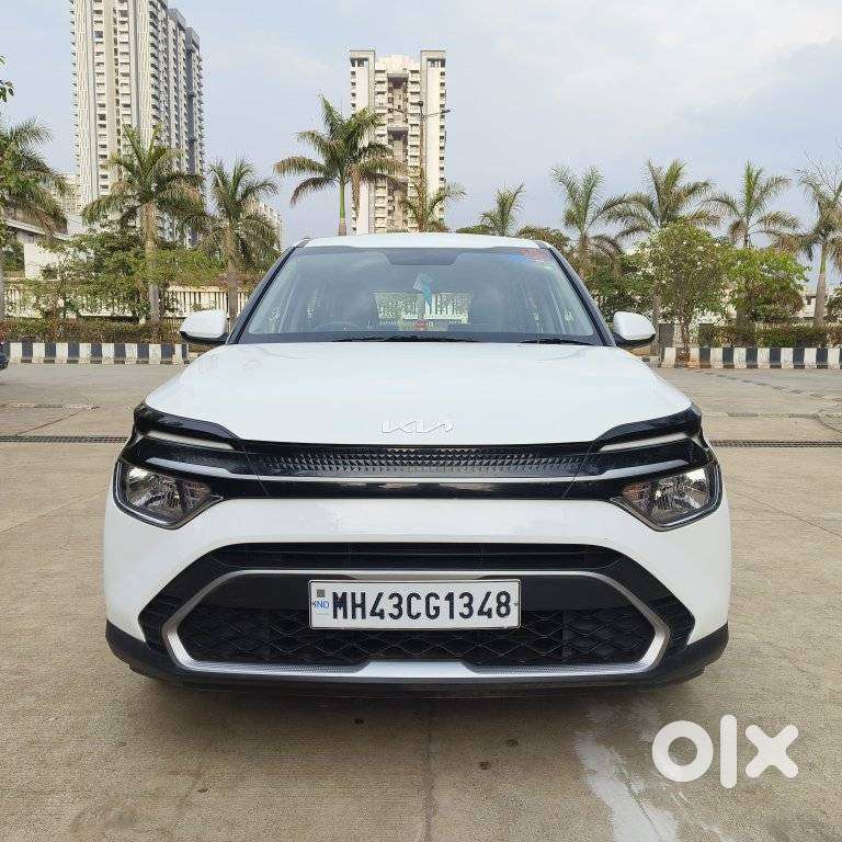 Kia Carens G 1.5 6mt Premium (o) 7-seater, 2023, Petrol