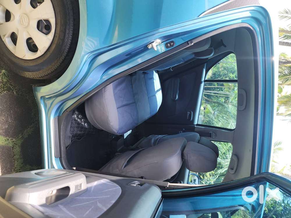 Maruti Suzuki Rits Genus 2010