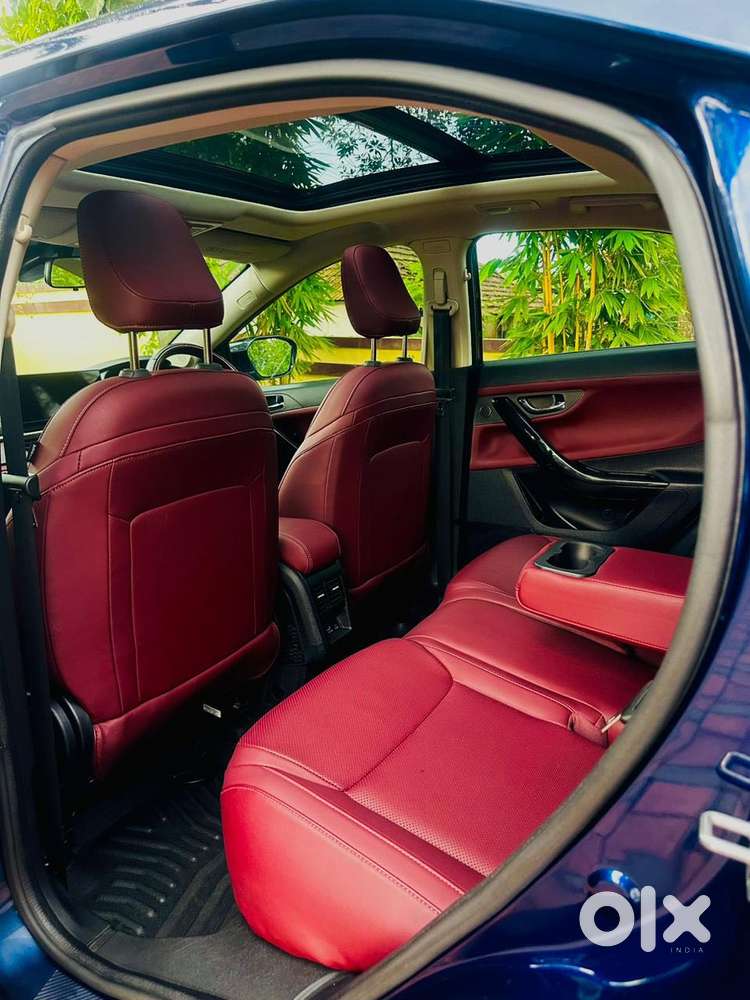 Tata Curvv Accom + A Dmt, 2025, Diesel