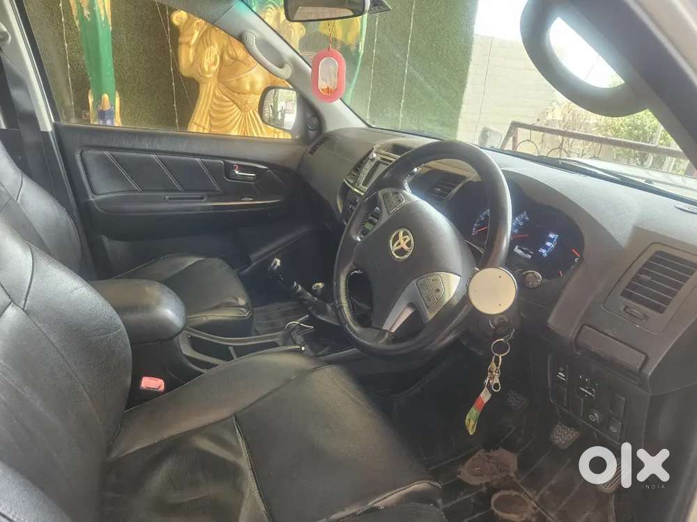 Toyota Fortuner 2015 Diesel Well Maintained