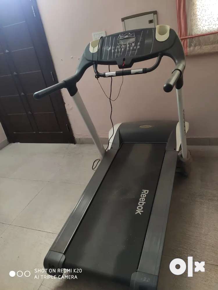 Reebok t3 2 online treadmill