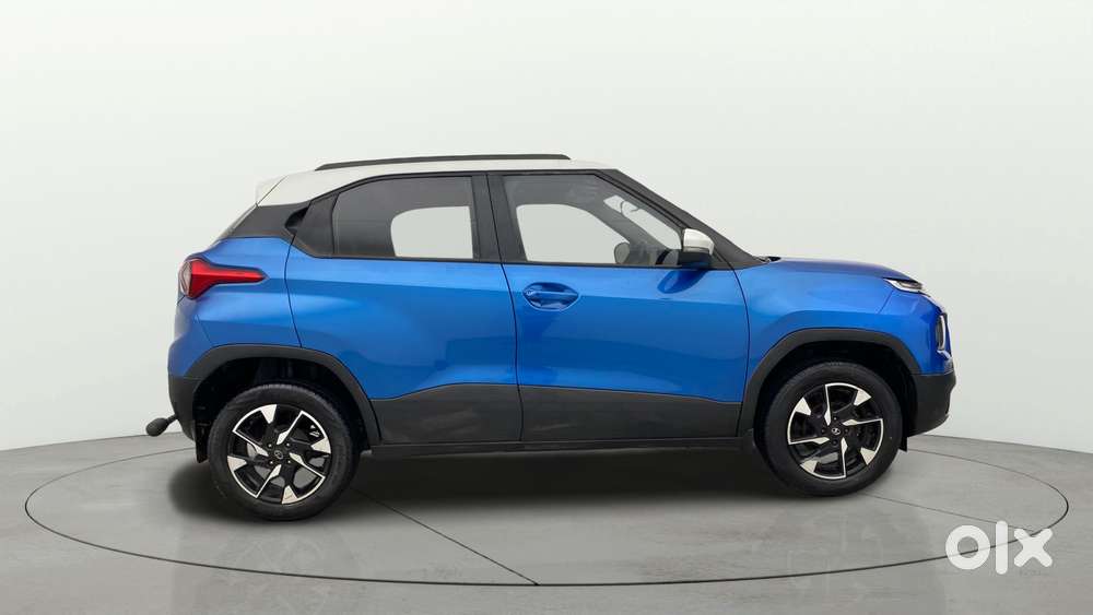 Tata Punch 1.2 Revotron Creative Amt Dual Tone, 2022, Petrol