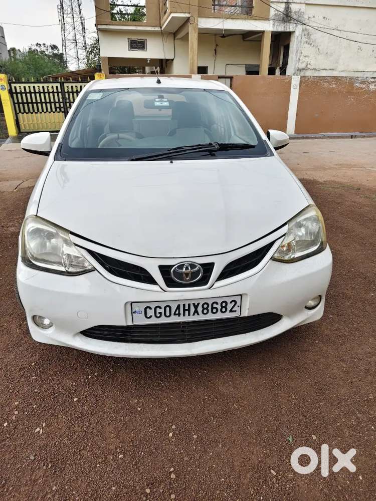 Toyota Etios Liva 2015 Petrol Well Maintained