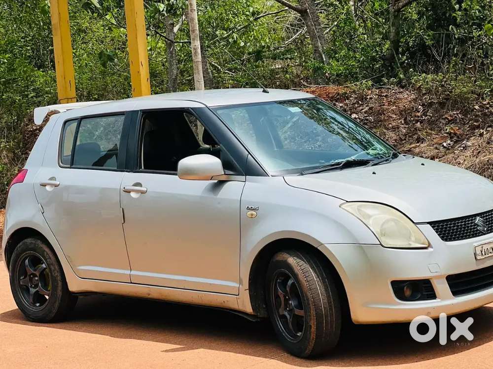 Maruti Suzuki Swift 2011 Diesel 194500 Km Driven