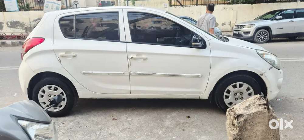 Hyundai I20 2011 Petrol Well Maintained