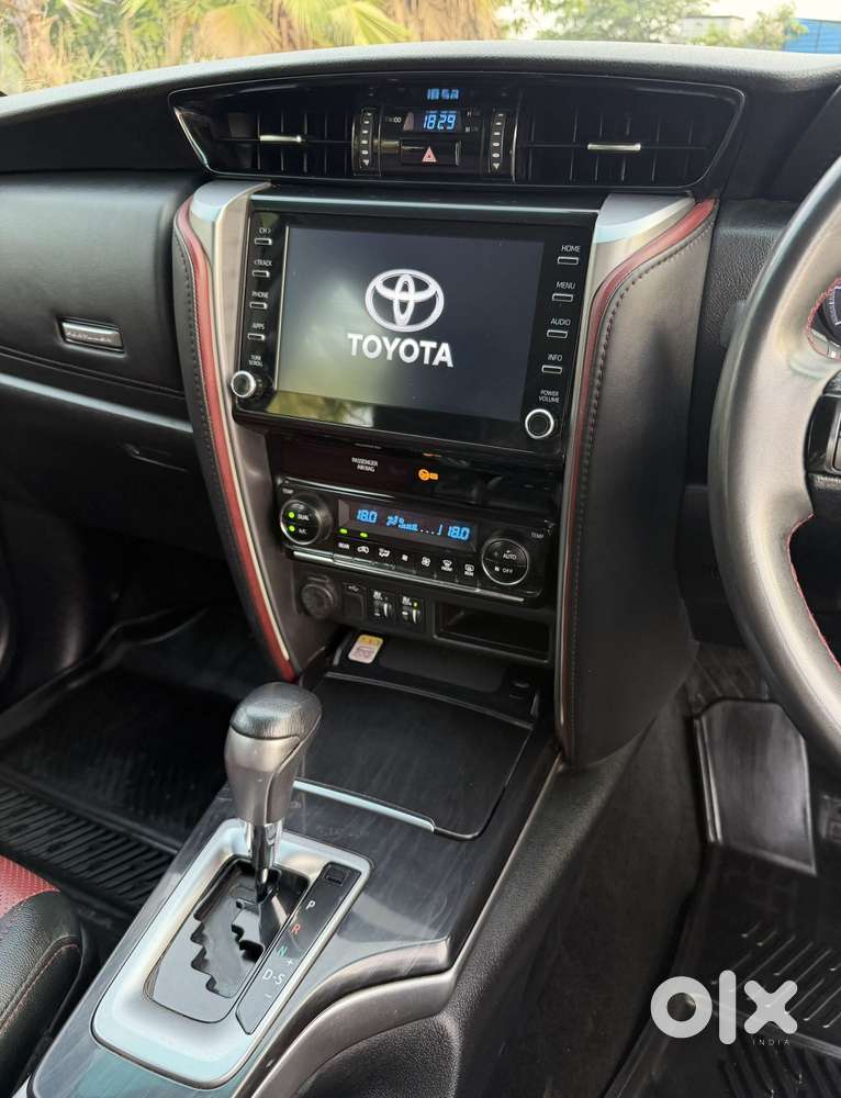 Toyota Fortuner Legender 4x2 At 2.8, 2023, Diesel
