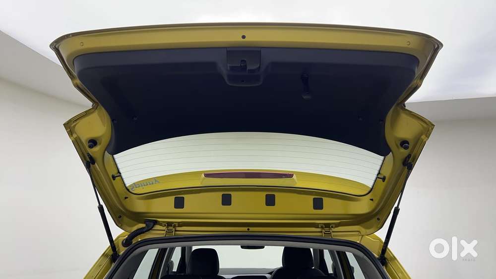 Volkswagen Taigun Topline 1.0 Tsi At (electric Seats), 2022, Petrol