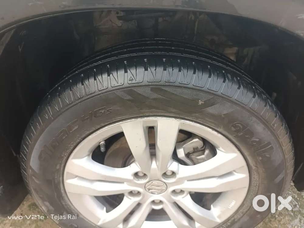 Gadi Nai Liye Hai Isiliye Bech Rahe Hai