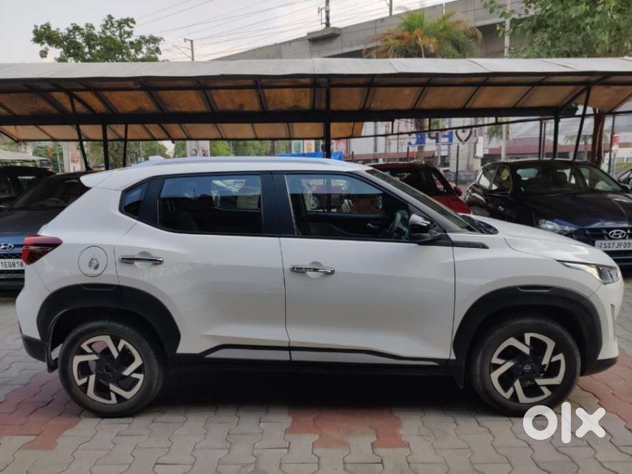 Nissan Magnite 1.0 Xv Turbo Cvt, 2022, Petrol