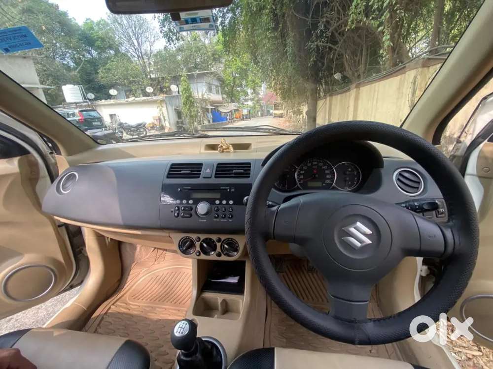 Maruti Suzuki Swift 2009 Petrol 100000 Km Driven