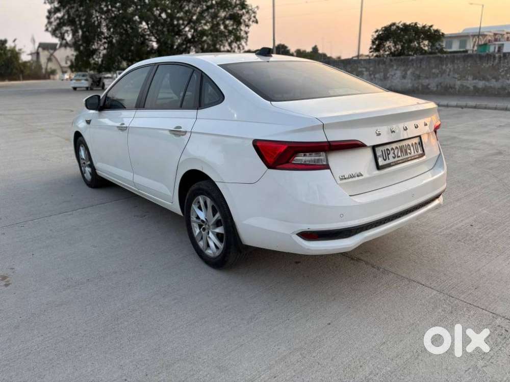Skoda Slavia 1.5 Tsi Style, 2022, Petrol