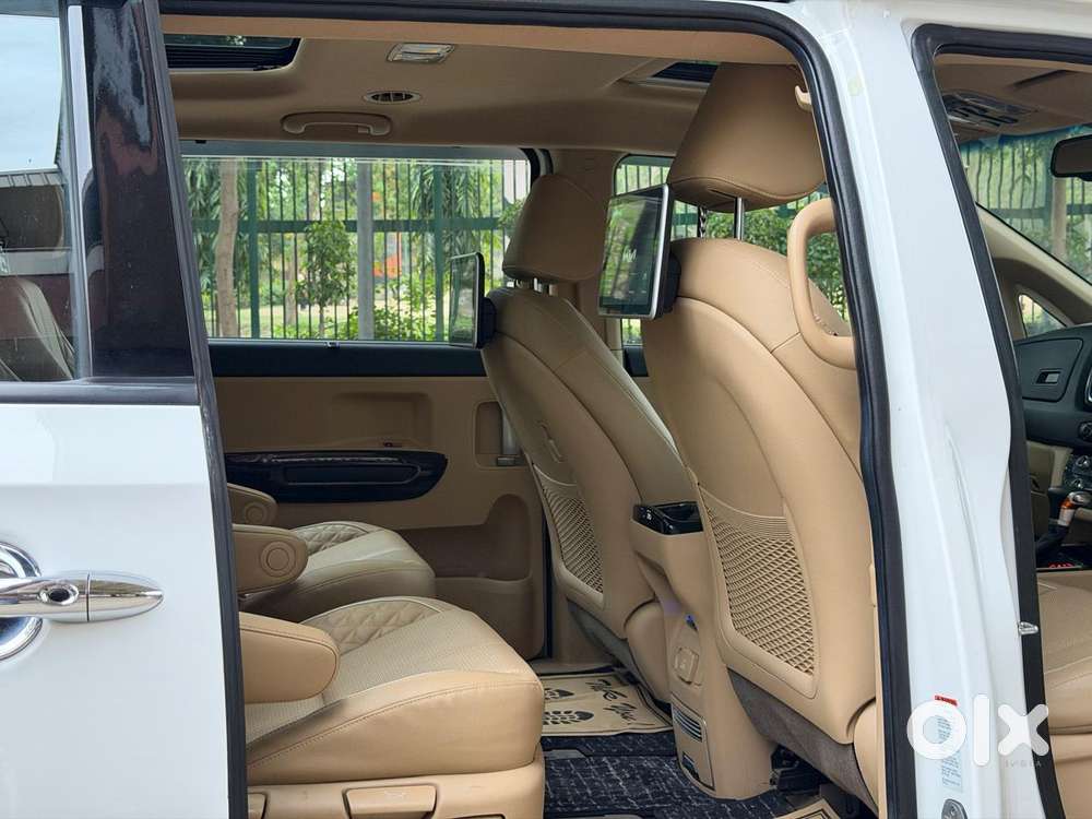 Kia Carnival Limousine Plus 7 Str, 2022, Diesel