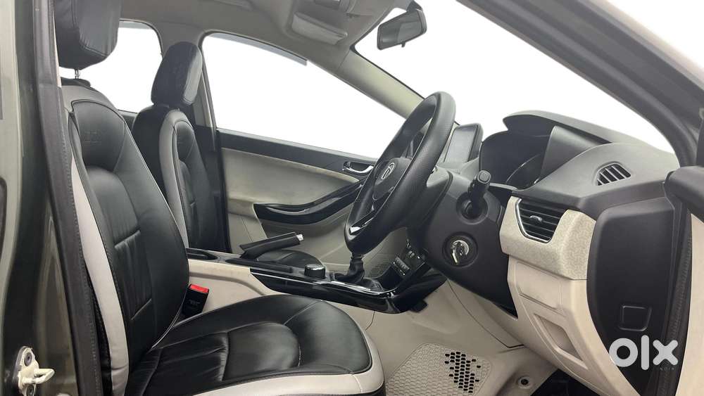Tata Nexon 1.2 Revotron Xz, 2022, Petrol
