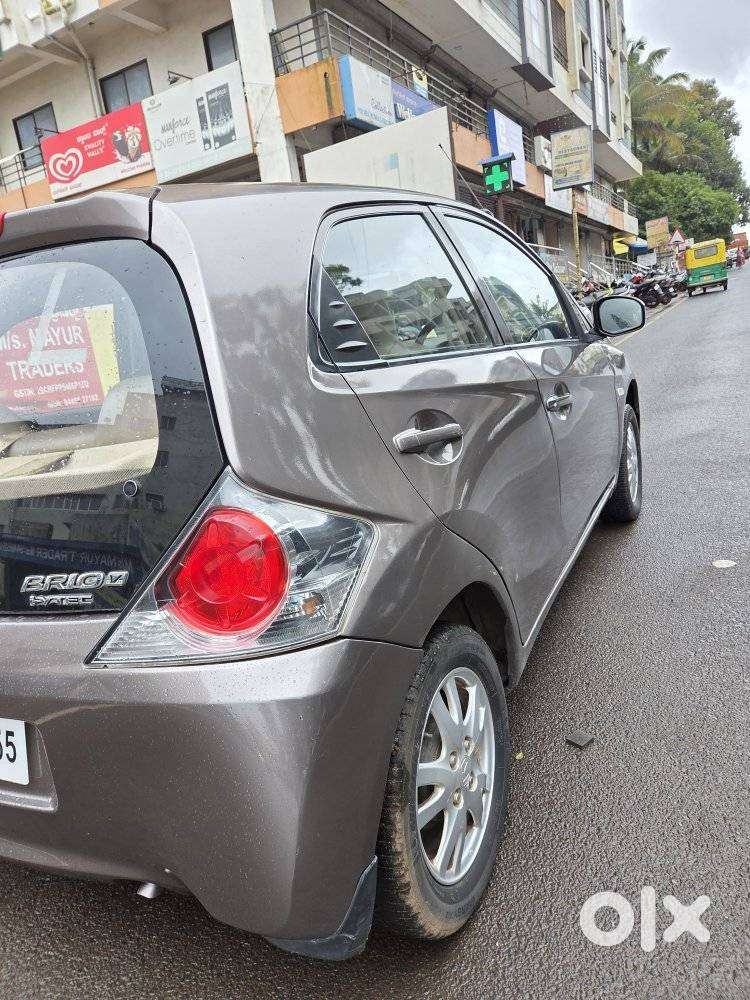 Honda Brio 2011-2013 V Mt, 2013, Petrol