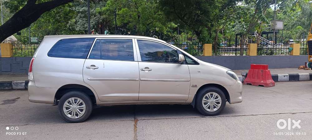 Toyota Innova 2.5 G4 Diesel 8-seater, 2011, Diesel