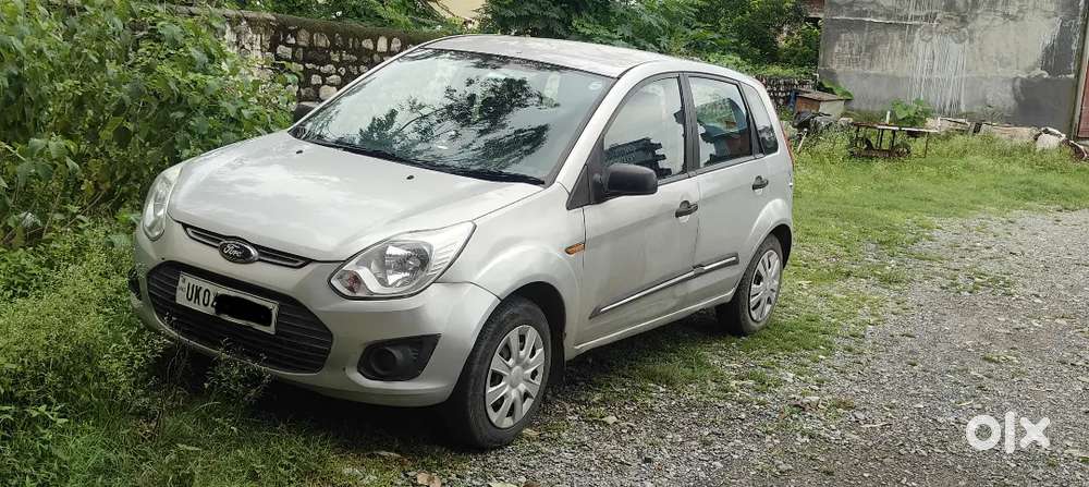 Ford Figo Petrol Lxi 2013 Year