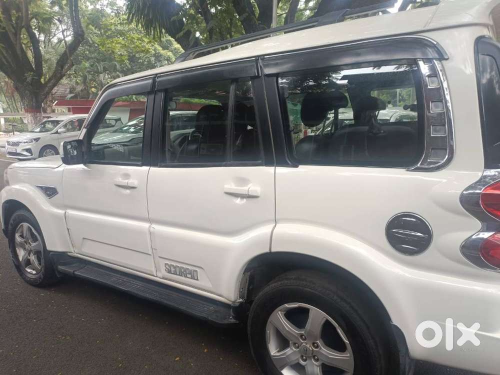 Mahindra Scorpio 2018 Diesel 87724 Km Driven