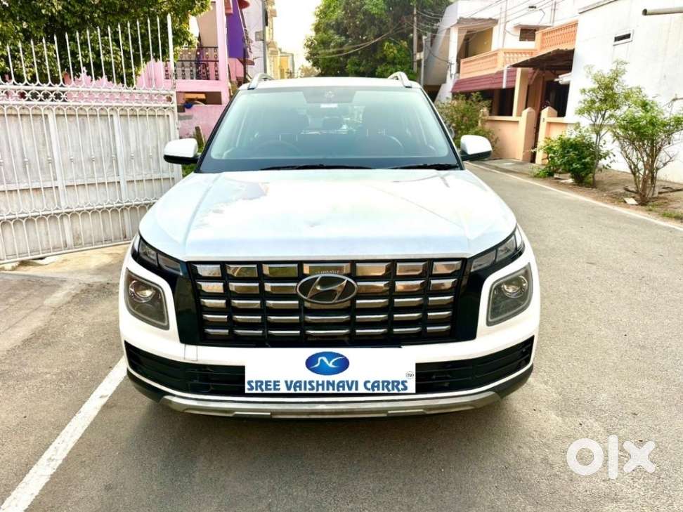 Hyundai Venue Sx Mt, 2023, Diesel