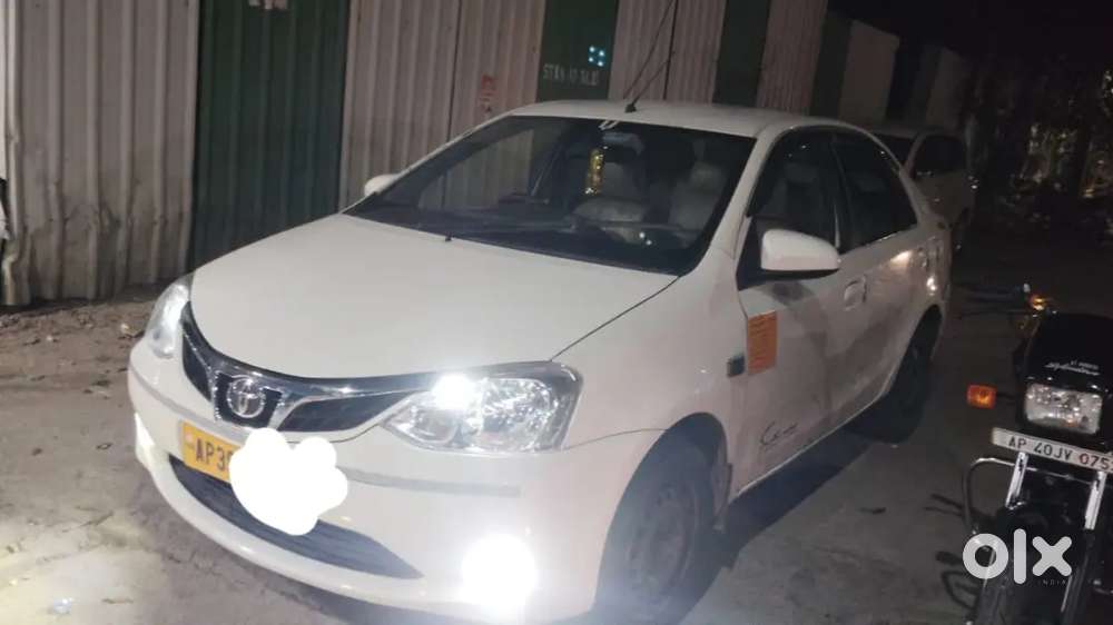 Toyota Etios 2015 Diesel 220000 Km Driven