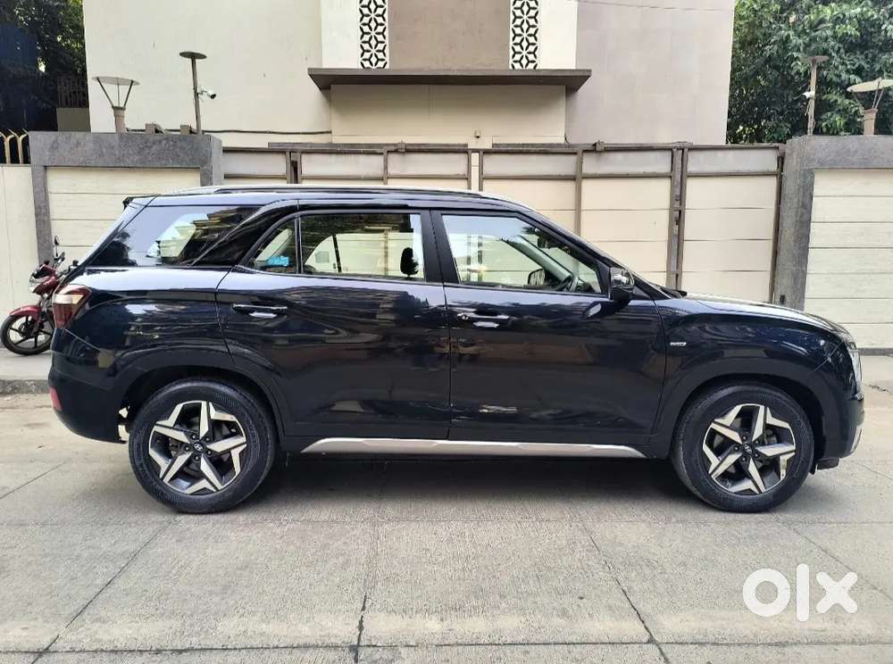 2022 Alcazar Prestige Diesel Automatic Sunroof First Owner 16,49,000/-