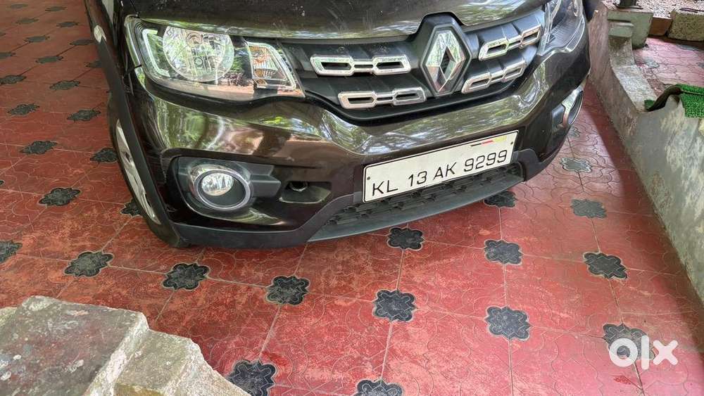 Renault Petrol Car 2017