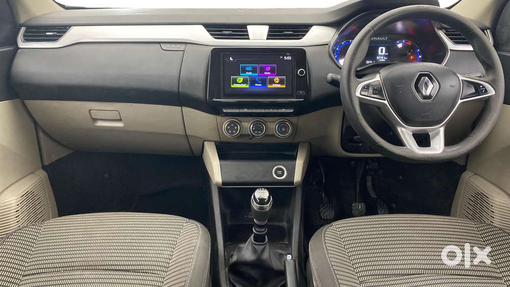 Renault Triber Rxz, 2023, Petrol