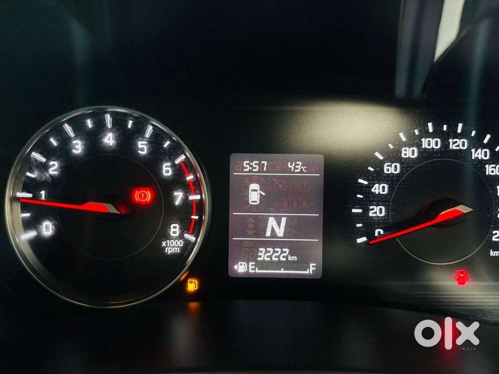 Maruti Suzuki Swift Vxi Optional, 2025, Petrol