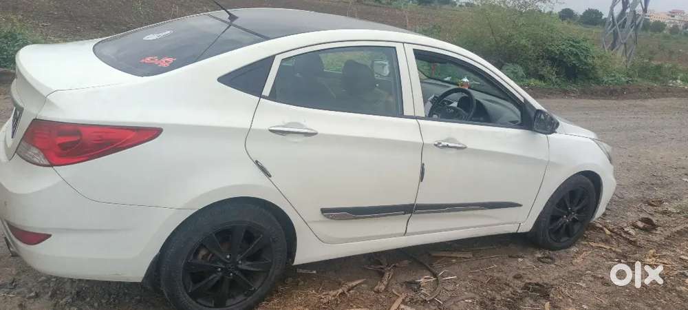 Hyundai Fluidic Verna 2013