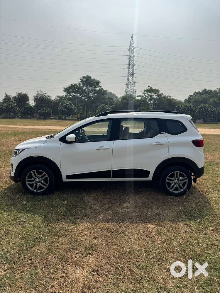 Renault Triber Others, 2020, Petrol