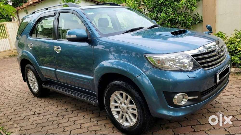 Toyota Fortuner 2014 Diesel 385000 Km Driven