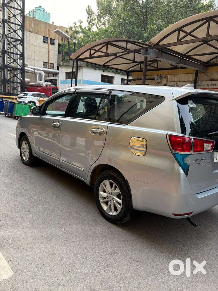 Toyota Innova Crysta 2.4 G Mt, 2023, Diesel