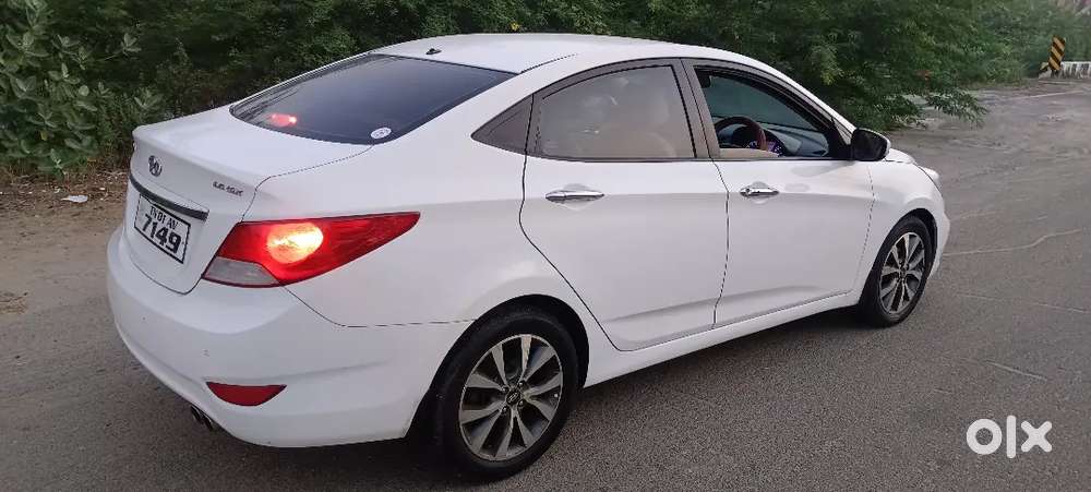 Hyundai Fluidic Verna 2014