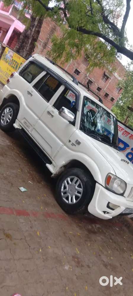 Mahindra Scorpio 2013 Diesel Well Maintained