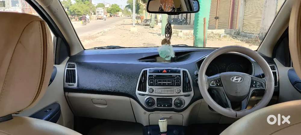 Hyundai I20 2012 Asta Top Modal Diesel Well Maintained
