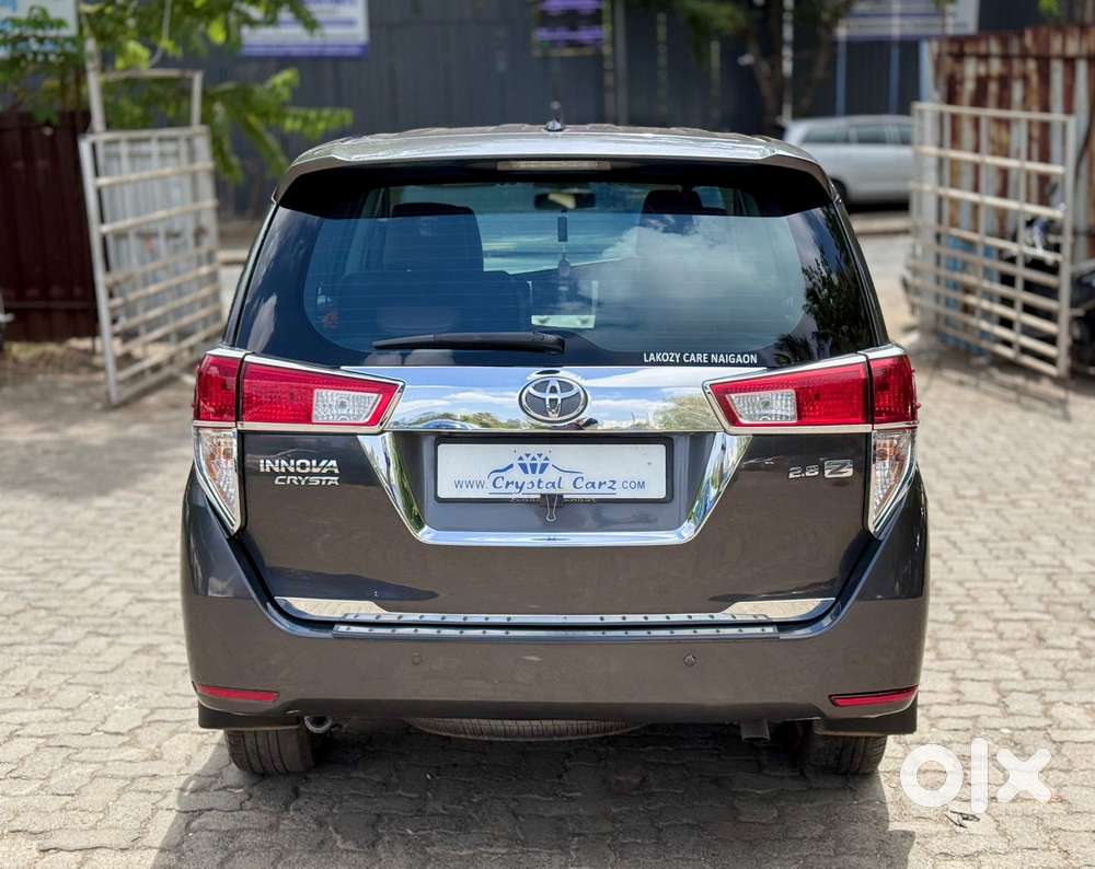 Toyota Innova Crysta 2.8 Zx At 7 Seater, 2016, Diesel