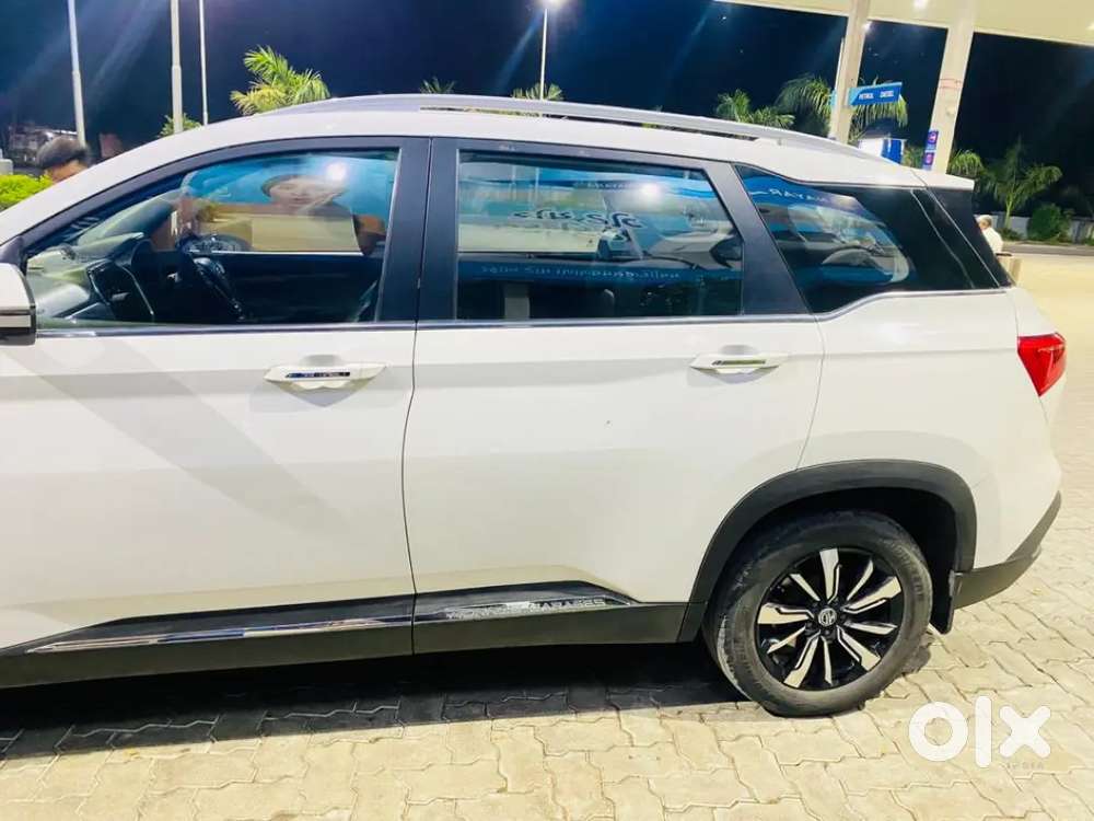 Mg Hector Top Model With Sunroof