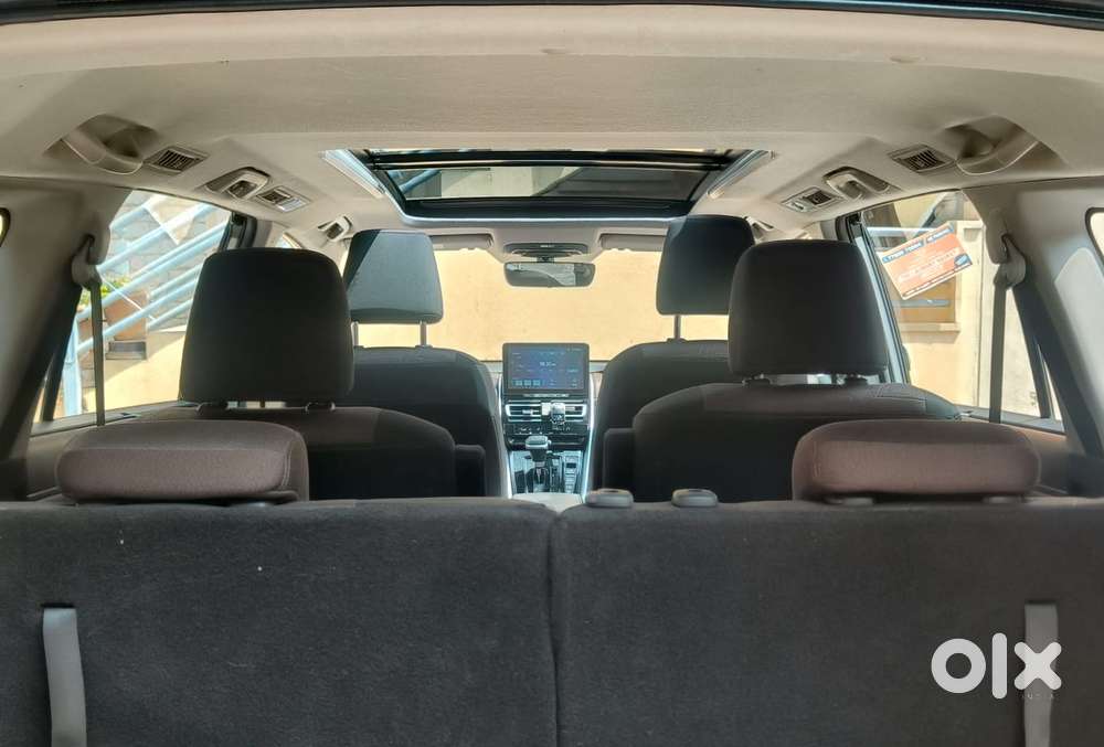 Toyota Innova Hycross 2.0 Vx (o) Hybrid 7 Str, 2024, Petrol