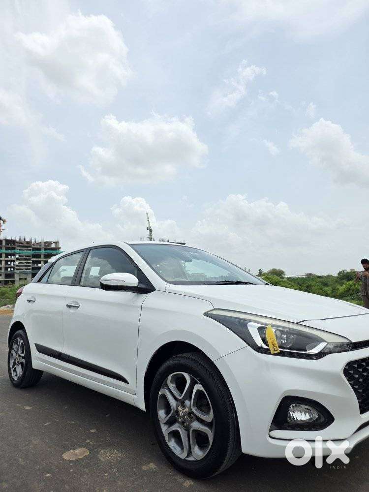 Hyundai I20 Asta (o) 1.2 Mt, 2018, Petrol