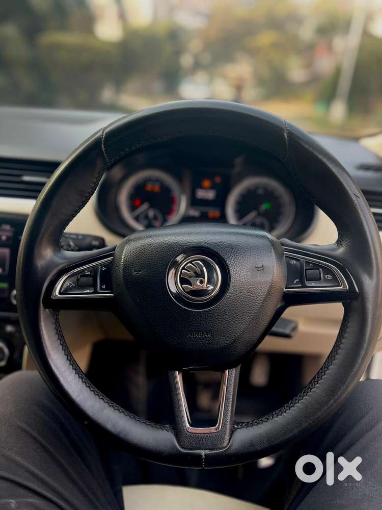 Skoda Octavia 1.8 Tsi Style Plus At, 2018, Petrol