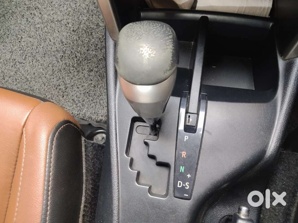 Toyota Innova Crysta 2.8 Zx At, 2017, Diesel