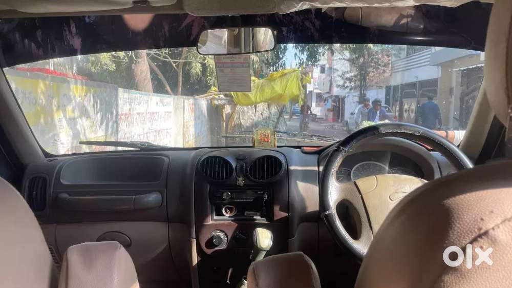 Car Bahot Acchi Condition Me 5saal Renewal Hai Car