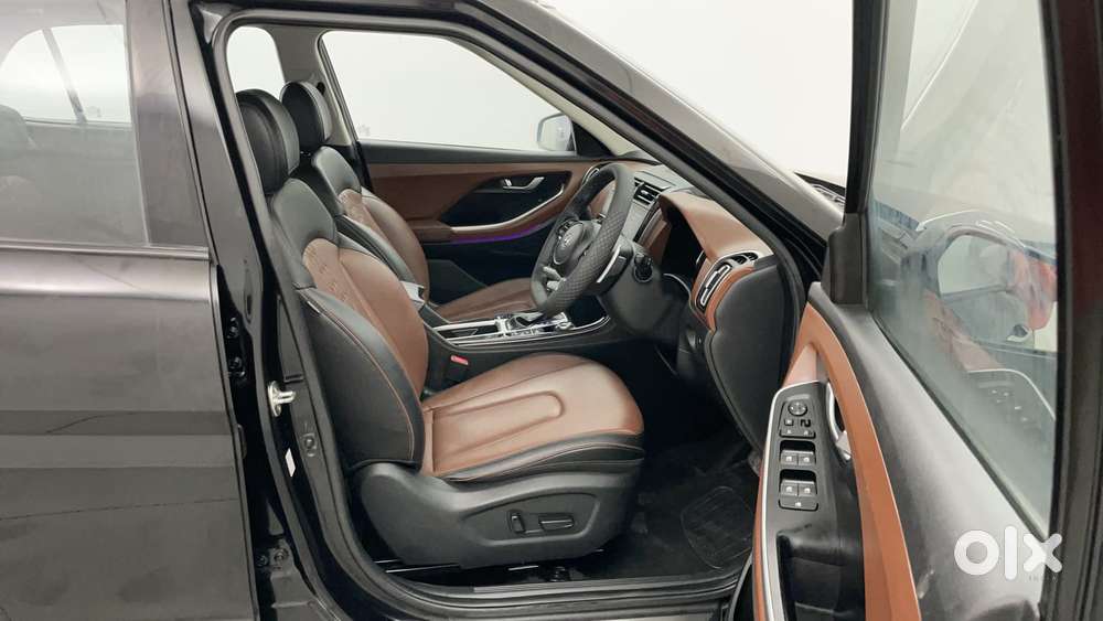 Hyundai Alcazar 1.5 Tdct Signature (o) 7s Petrol, 2023, Petrol