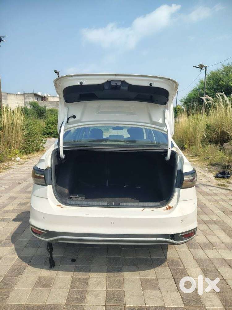 Volkswagen Virtus Topline 1.0 Tsi Mt, 2022, Petrol